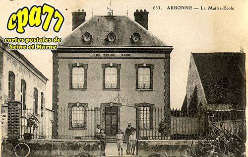 Arbonne La Fort - La Mairie-Ecole