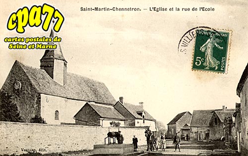 Beauchery St Martin - Saint-Martin-Chennetron - L'Eglise et la rue de l'Ecole