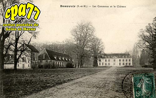 Beauvoir - Les Communs et le Château