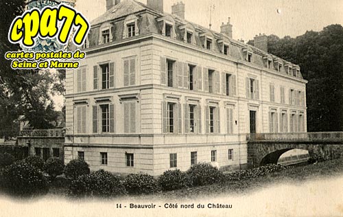 Beauvoir - Ct nord du Chteau
