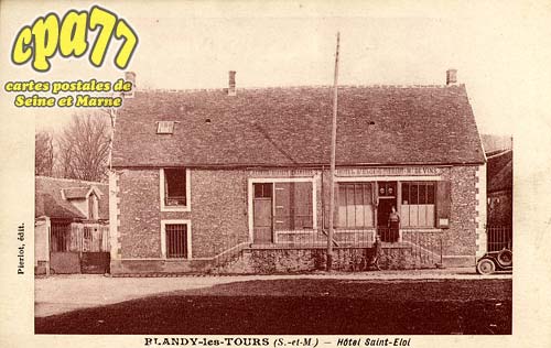 Blandy Les Tours - Htel Saint-Eloi