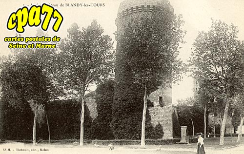 Blandy Les Tours - Ancien Château