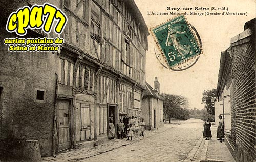 Bray Sur Seine - L'Ancienne Maison du Minage (Grenier d'Abondance)