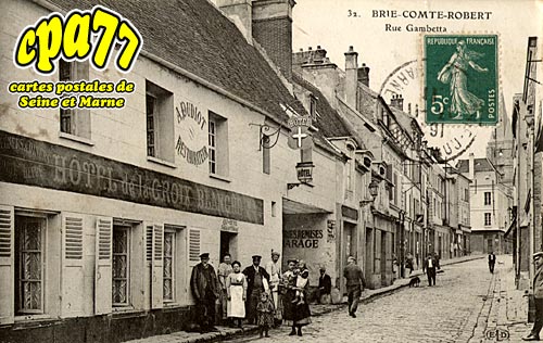 Brie Comte Robert - Rue Gambetta