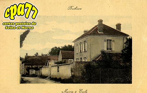 Buthiers - Mairie et Ecole