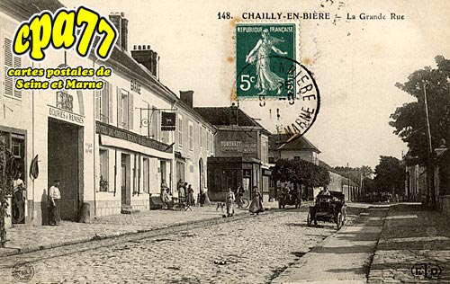 Chailly En Bire - La Grande Rue