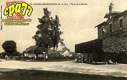 Les Chapelles Bourbon - Place de la Mairie