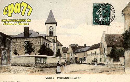 Charny - Presbytre et Eglise