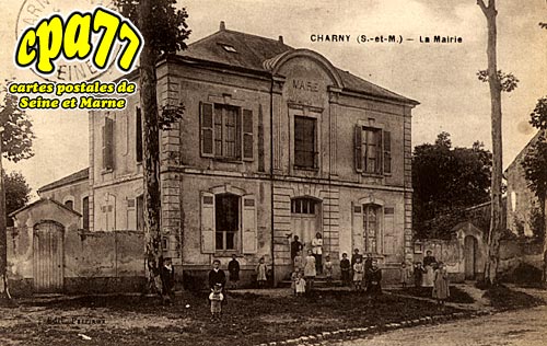Charny - La Mairie
