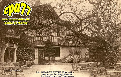 Chartrettes - Auberge du Puy Fleuri - Le Jardin et les Terrasses