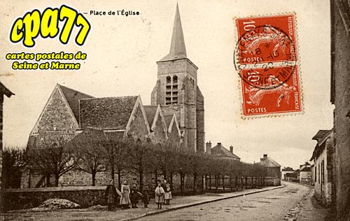 Chtenay Sur Seine - Place de l'Eglise