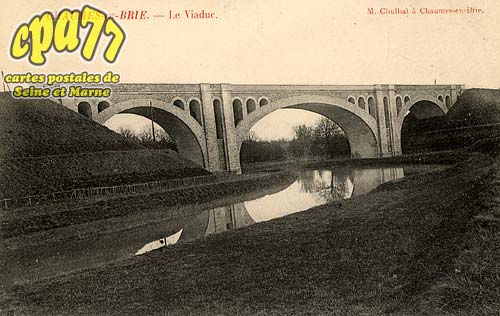 Chaumes En Brie - Le Viaduc