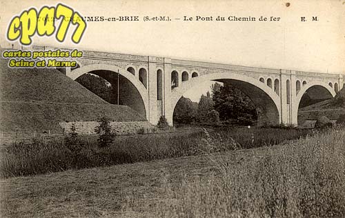 Chaumes En Brie - Le Pont du Chemin de Fer