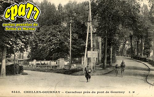 Chelles - Carrefour près du Pont de Gournay