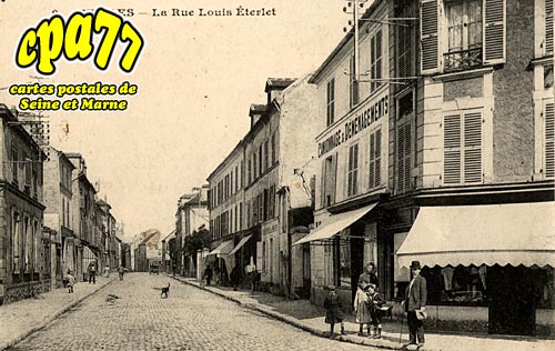 Chelles - La Rue Louis Eterlet