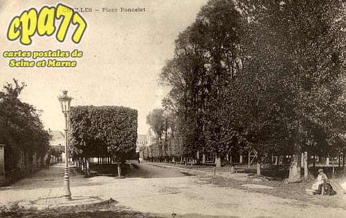 Chelles - Place Poncelet