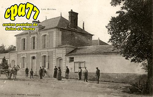 Chevru - La Mairie - Les Ecoles