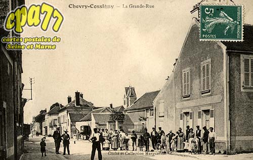 Chevry Cossigny - La Grande-Rue