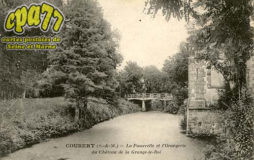 Coubert - La Passerelle et l'Orangerie du Château dela Grange-le-Roi