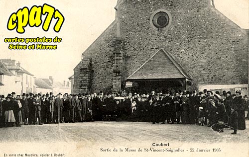 Coubert - Sortie de la Messe de St vincent Soignolles - 22 janvier 1905