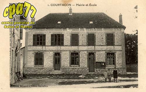 Courtacon - Mairie et Ecole