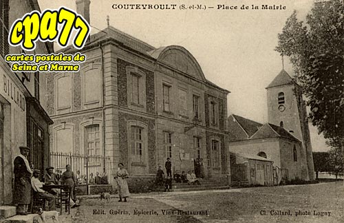 Coutevroult - Place de la Mairie