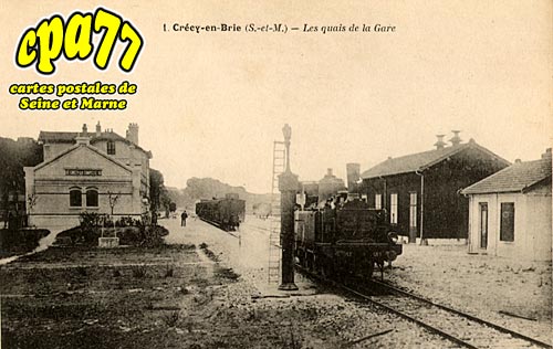 Crcy La Chapelle - Les quais de la gare