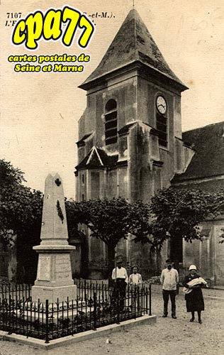 Dampmart - L'Eglise et le Monument
