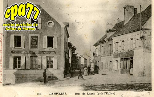 Dampmart - Rue de Lagny (prs de l'Eglise)