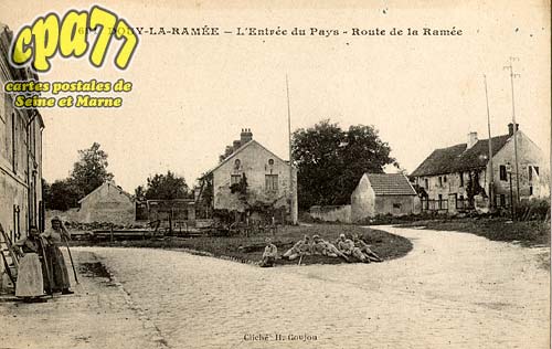 Douy La Ramée - L'entrée du Pays - Route de la Ramée