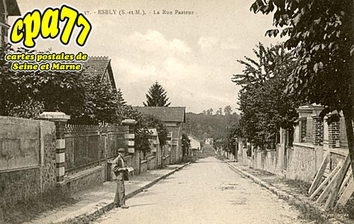 Esbly - La Rue Pasteur