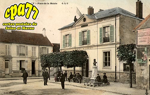 Esbly - Place de la Mairie