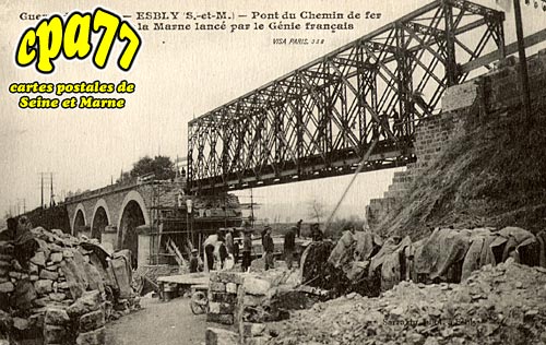 Esbly - Guerre de 1914-15 - Pont du Chemin de fer provisoire sur la Marne lanc par le Gnie franais