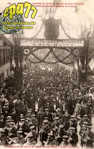 La Fert Sous Jouarre - Fte du Souvenir Franais, le 28 Avril 1907 - Dfil des Autorits, Avenue de la Gare