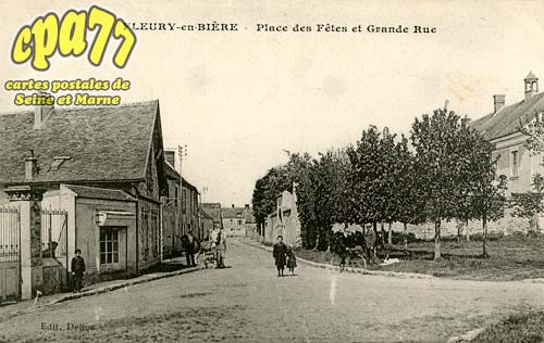 Fleury En Bire - Place des Ftes et Grande Rue