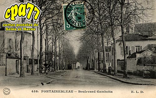 Fontainebleau - Boulevard Gambetta