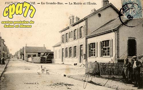 Fontaine Fourches - La Grande-Rue - La Mairie et l'Ecole