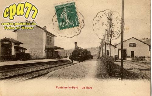 Fontaine Le Port - La Gare