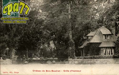 Fontenailles - Chteau de Bois-Boudran - Grille d'honneur