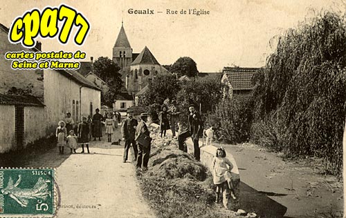 Gouaix - Rue de l'Eglise