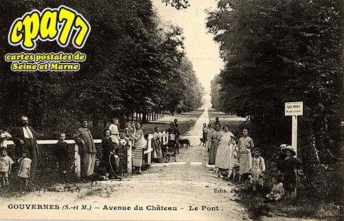 Gouvernes - Avenue du Chteau - Le Pont
