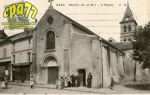 Gouvernes - Deuil - L'Eglise