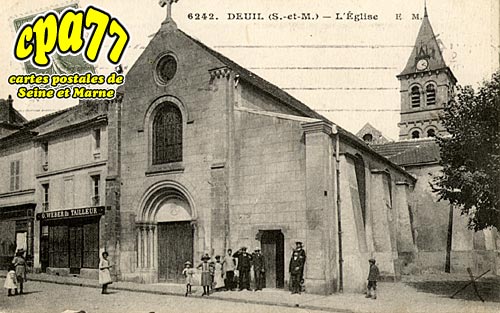 Gouvernes - L'Eglise de Deuil
