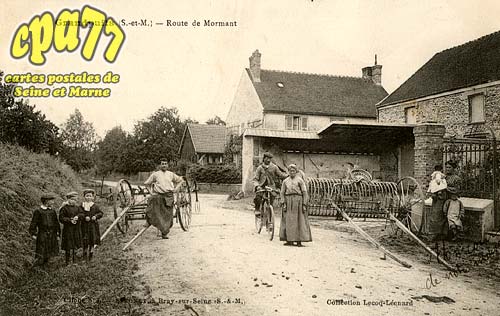 Grandpuits Bailly Carrois - Route de Mormant