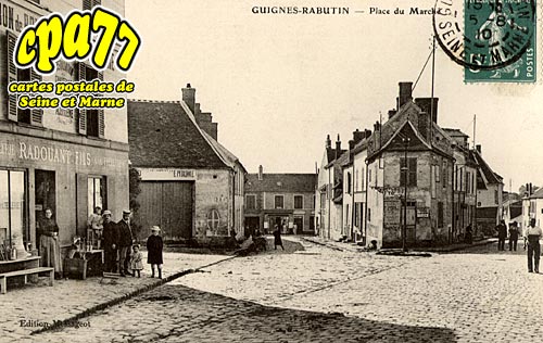 Guignes Rabutin - Place du Marché
