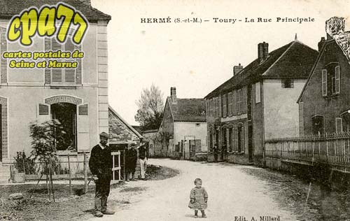 Herm - Toury - La Rue Principale