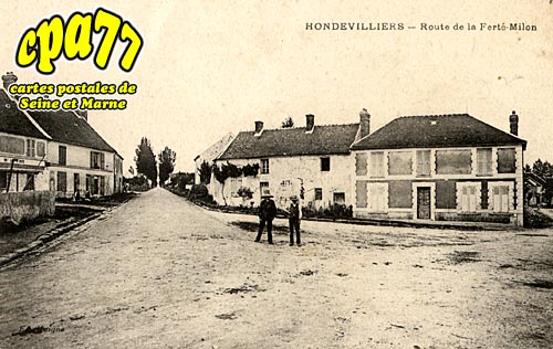 Hondevilliers - Route de la Ferté-Milon