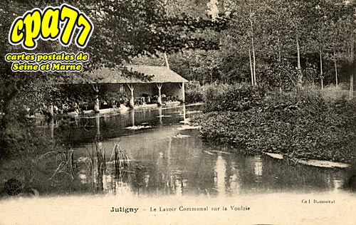 Jutigny - Le Lavoir Communal sur la Voulzie