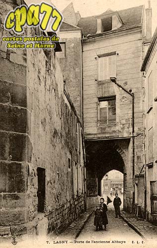 Lagny Sur Marne - Porte de l'ancienne Abbaye