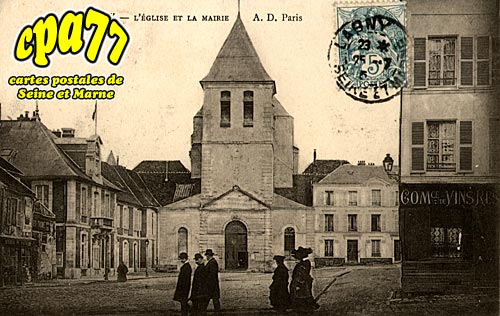 Lagny Sur Marne - L'Eglise et la Mairie